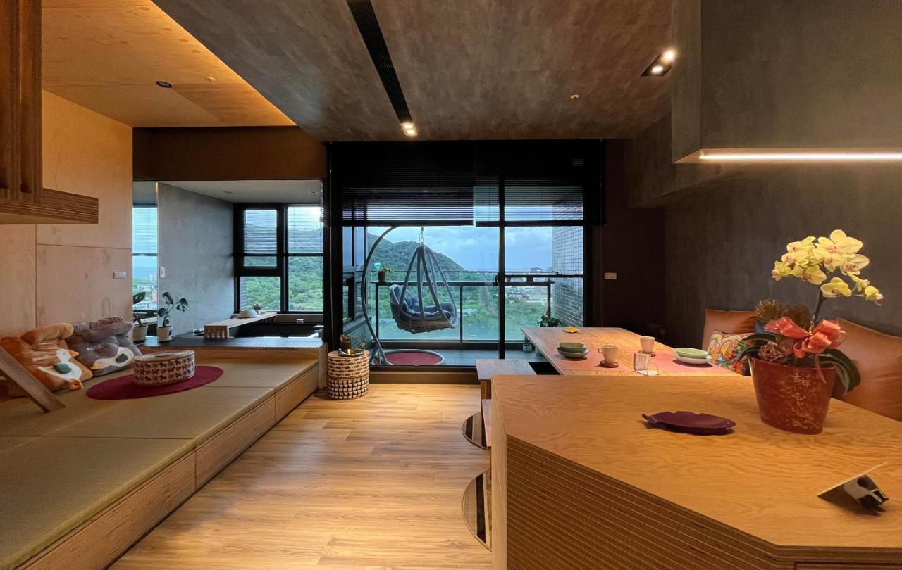 Toucheng Happyhouse頭城黑皮家 附早餐 Lägenhet Exteriör bild