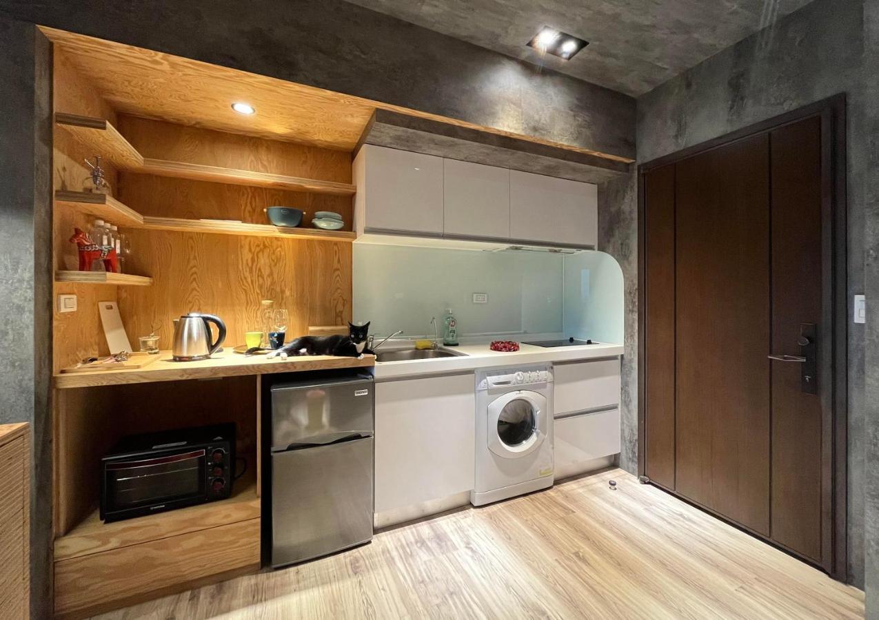 Toucheng Happyhouse頭城黑皮家 附早餐 Lägenhet Exteriör bild