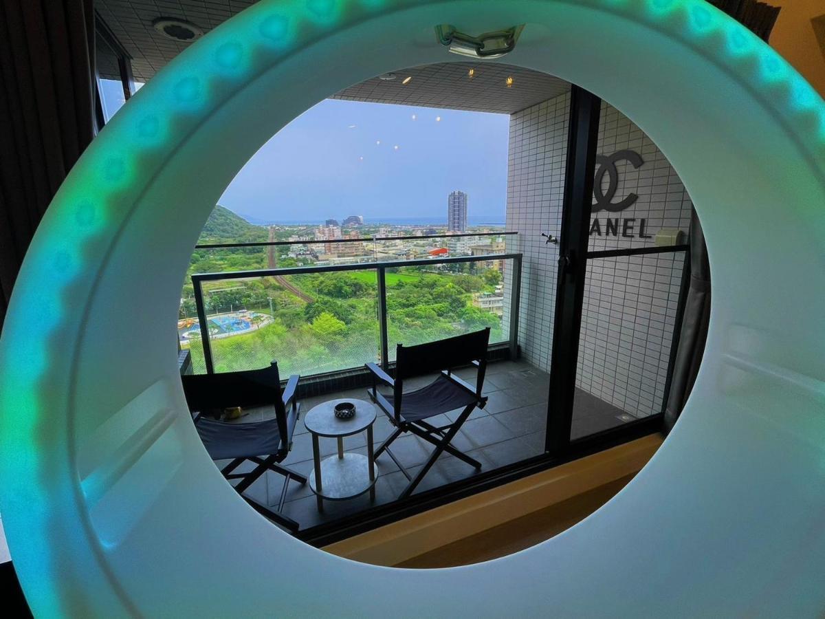Toucheng Happyhouse頭城黑皮家 附早餐 Lägenhet Exteriör bild