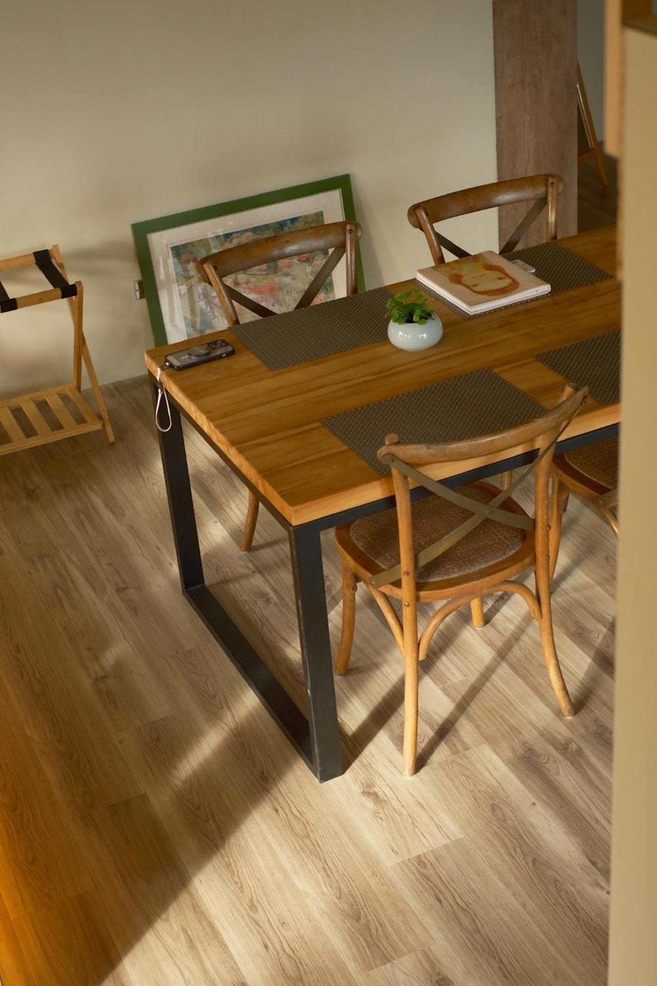 Toucheng Happyhouse頭城黑皮家 附早餐 Lägenhet Exteriör bild